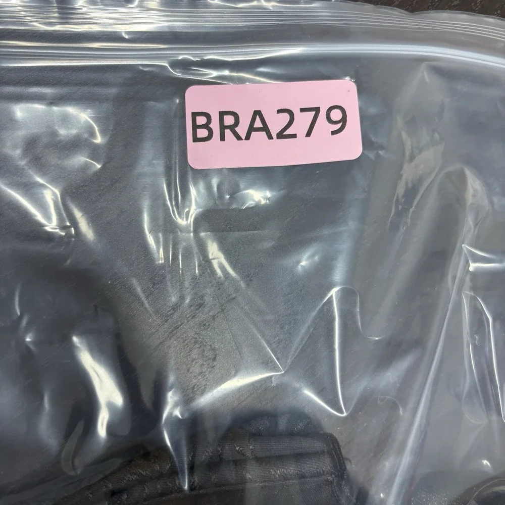 Bali Womens Bra 40D Black Underwire Front Clasp Lightly Lined Adjustable Strap